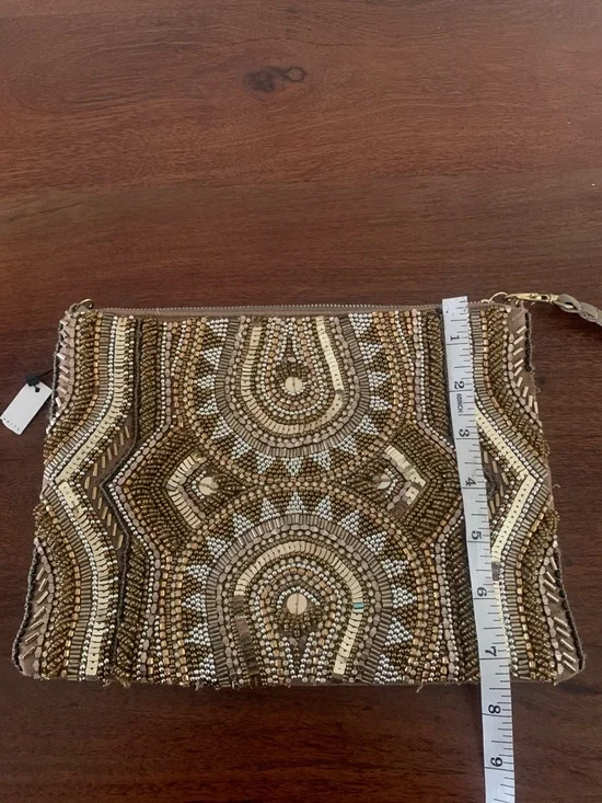 NWT, Deco Vibes Beaded Wristlet with Removable Gold Chain Crossbody Strap - Picture 11 of 11